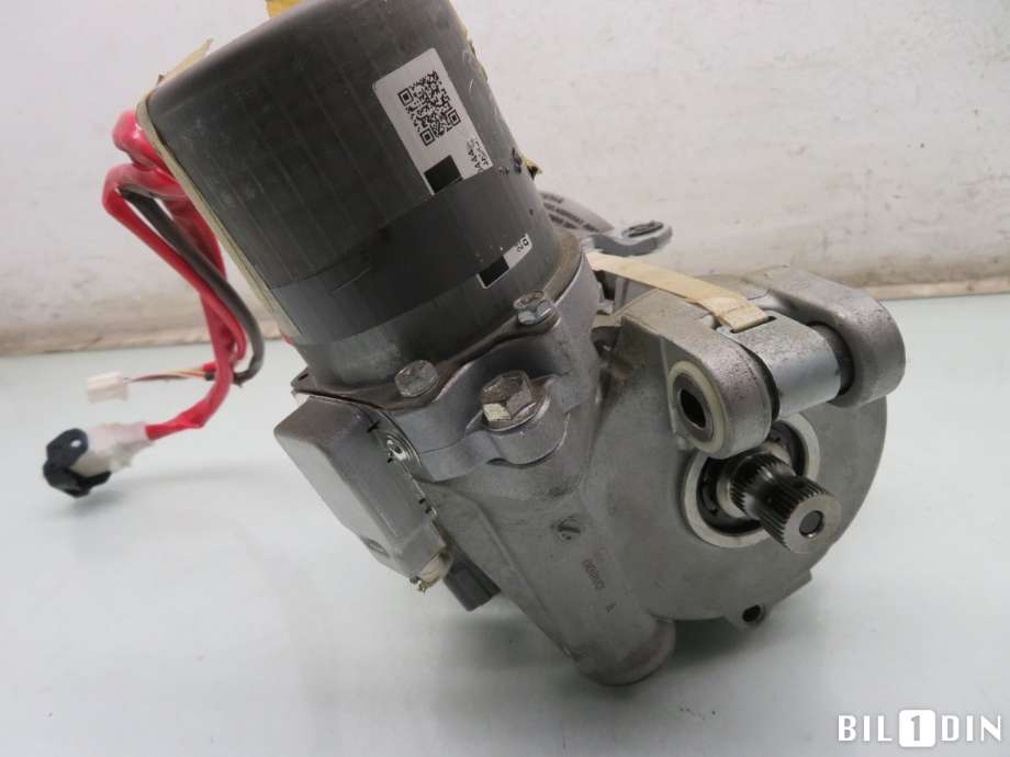Rattaksel til Toyota Avensis 2009-2015 (Type III, Fase 1)  (TOYOTA|4525020A40|)