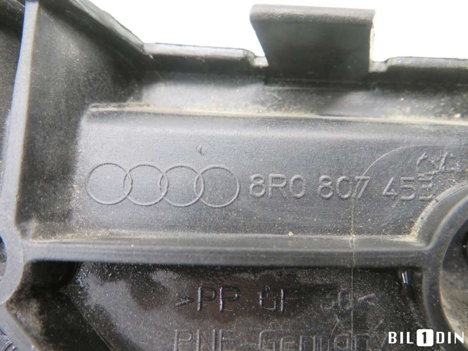 Støtfangerving venstre bak til Audi Q5 2008-2012 (Type I, Fase 1)  (AUDI|8R0807453B|)