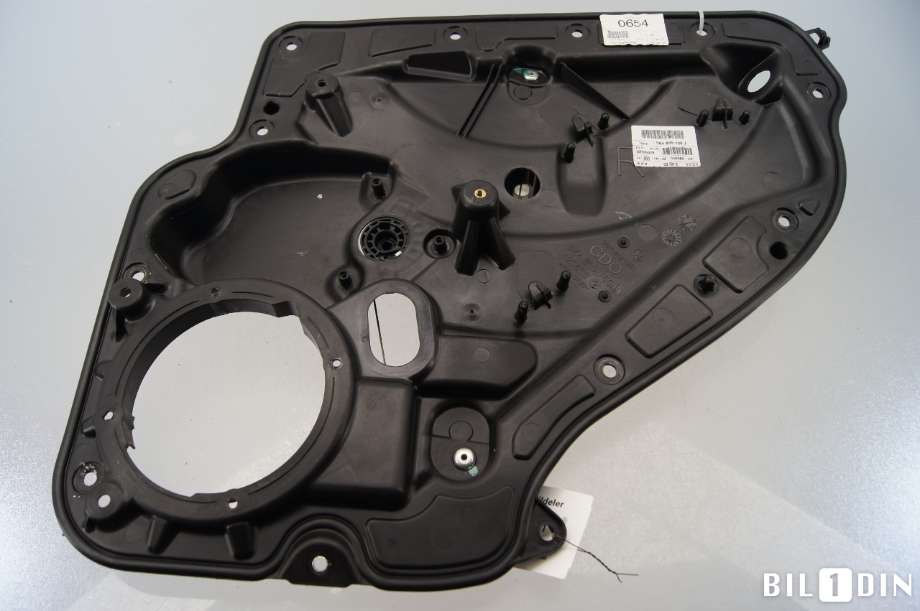 Ruteheis høyre bak til VW Golf VI 2008-2012 (VOLKSWAGEN|5K4839462|)