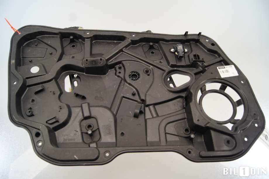 Ruteheis til Volvo V60/V60 CC 2013-2018 (Type I, Fase 2) (VOLVO|30784310|)