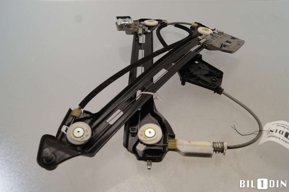 Ruteheis til VW CC 2012-2014 (PASSAT CC) (PASSAT CC) (VOLKSWAGEN|3C8839462M|)