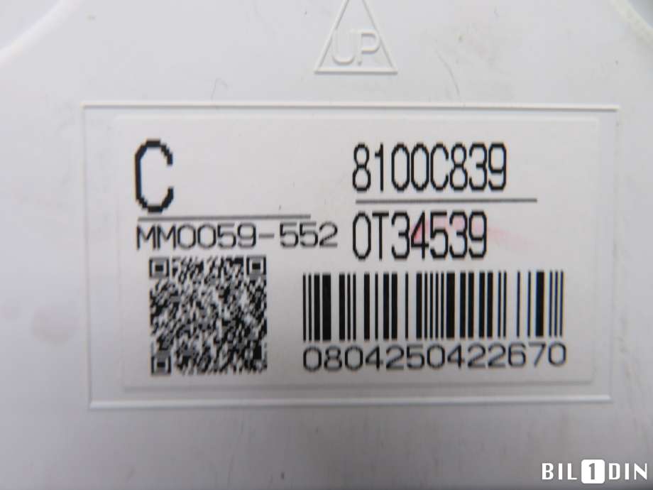 Instrumentpanel til Mitsubishi Outlander 2015-->> (Type III, Fase 2)  (MITSUBISHI|8100C839|)