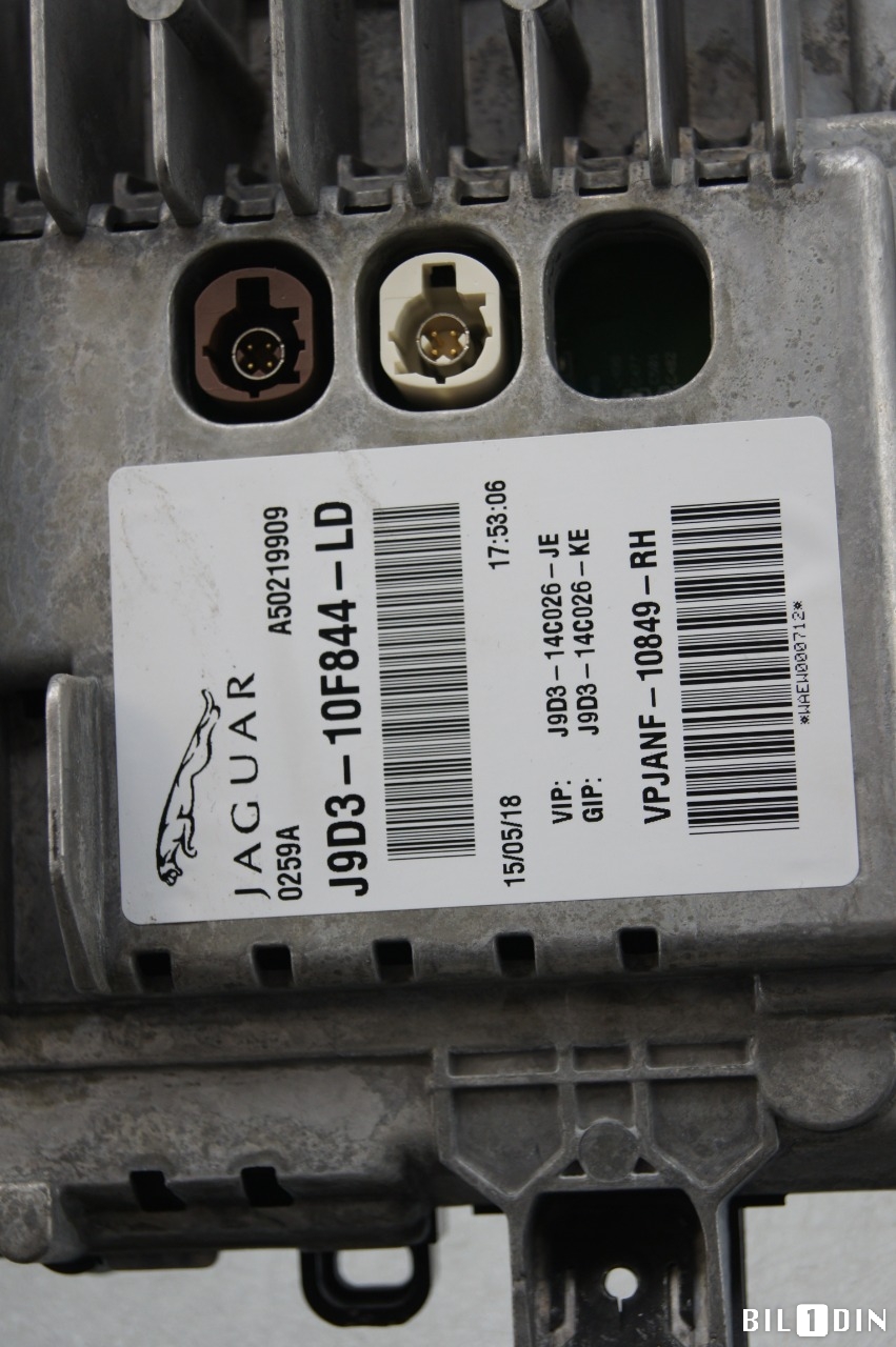 Instrumentpanel til Jaguar I-PACE 2018-->> (JAGUAR|T4K8236|J9D310F844LG|J9D310F844LD)