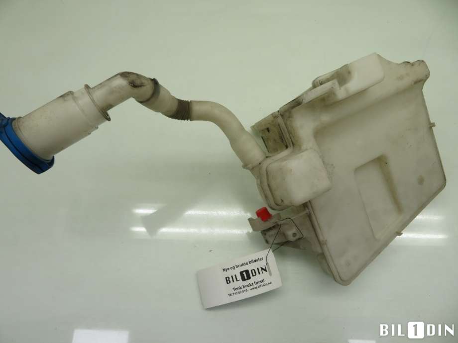 Spylertank til VW Polo 2014-2017 (Type V, Fase 2)  (VOLKSWAGEN|6C0955453H|)