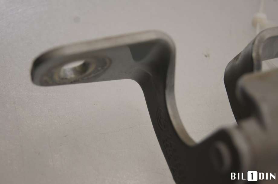 Hengsler til BMW X3 2010-2017 (F25) (F25) (BMW|41627463366||7459898)