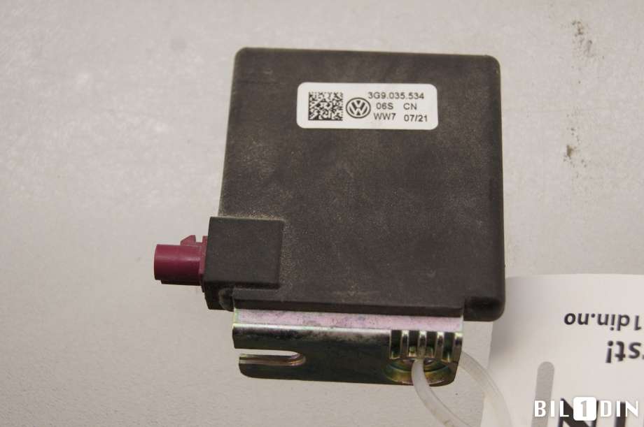 Antenne forsterker til VW ID.4 2020-->>  (VOLKSWAGEN|)