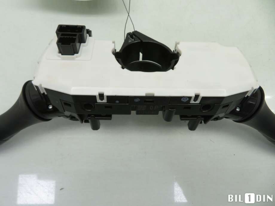 Bryter combi til Nissan Qashqai 2014-2021 (Type II)  (NISSAN|255604EA2B|)