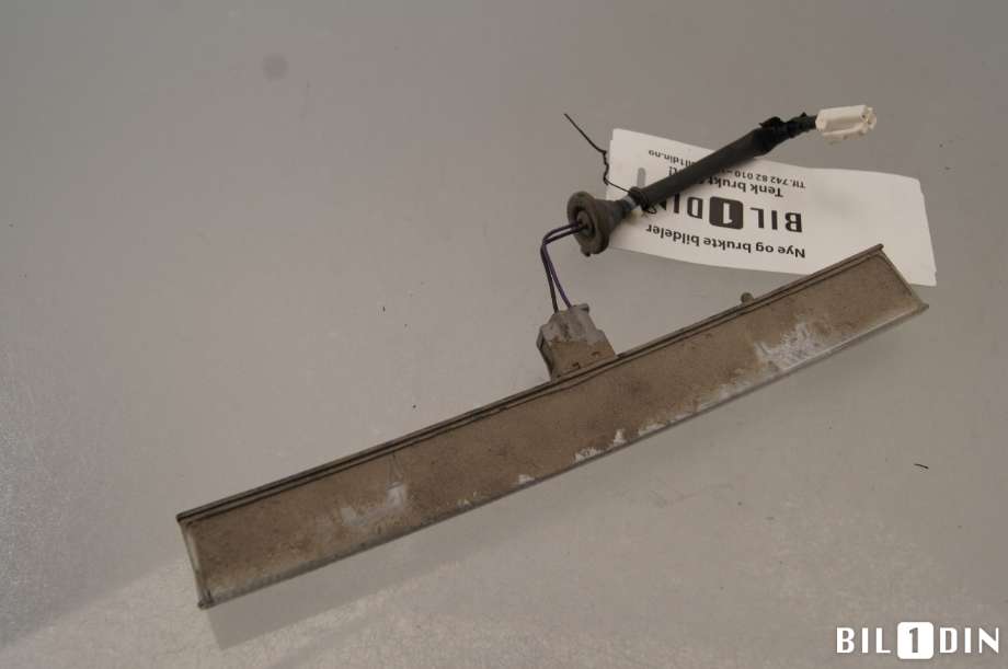 Baklykt bremselys bakrute til Toyota RAV4 2013-2015 (Type IV, Fase 1)  (TOYOTA|8157060110|)