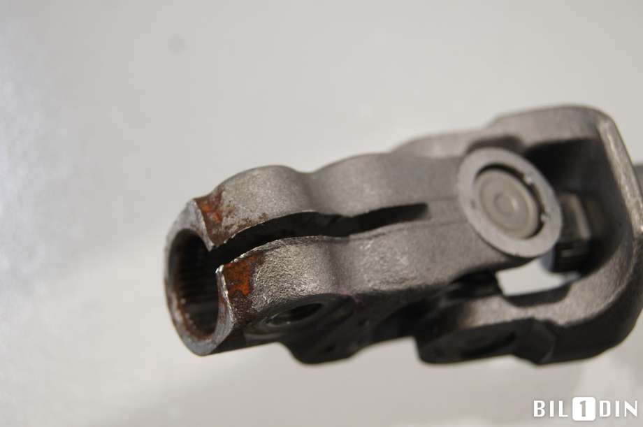 Rattaksel ledd til Toyota Yaris 2014-2020 (Type III, Fase 2)  (TOYOTA|452200D010|)