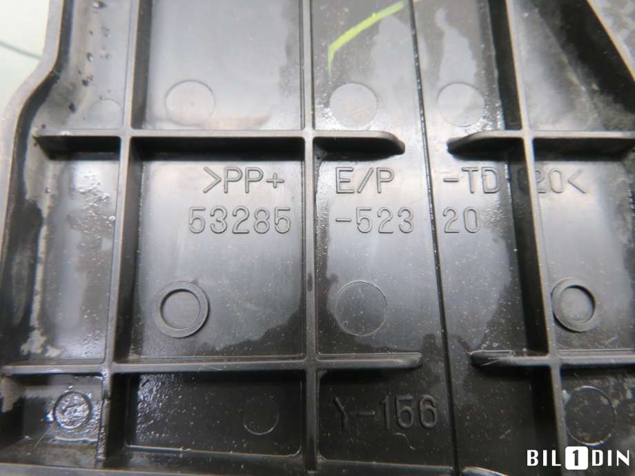Diverse deler til Toyota Verso-S 2011-2015 (COMBI) (COMBI) (TOYOTA|5328552320|)
