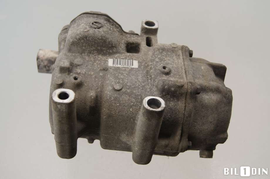 Aircondition kompressor til Toyota Yaris 2012-2014 (Type III, Fase 1) (TOYOTA|8837052012|8837052011|0422001041)