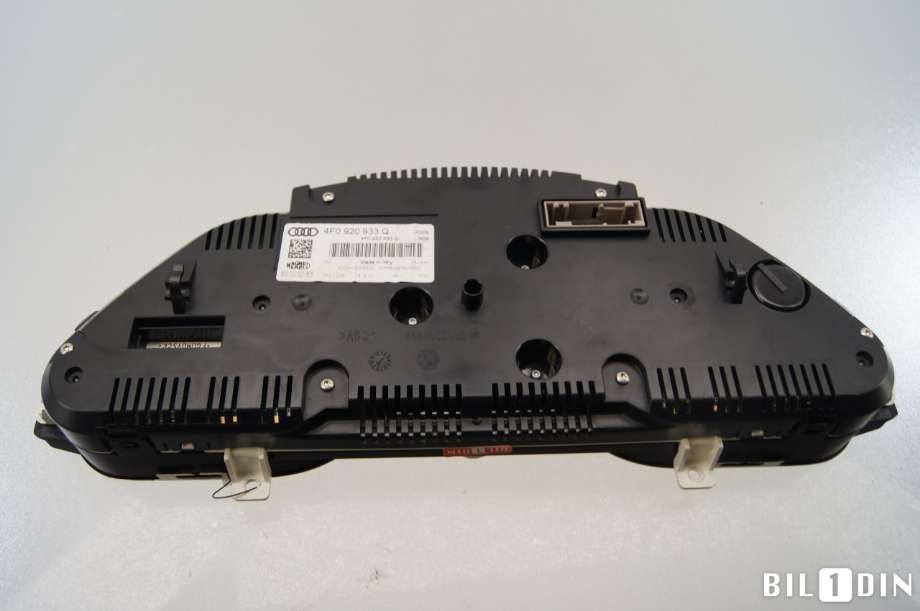 Instrumentpanel til Audi A6 2008-2011 (Type III, Fase 2) (C6) (C6) (AUDI|4F0920933P|)