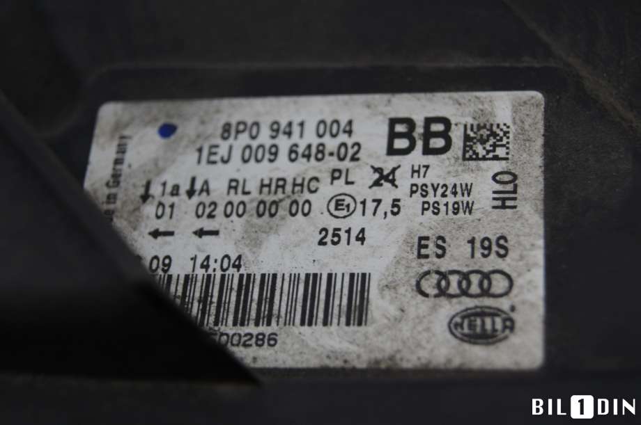 Frontlykt høyre halogen til Audi A3 2009-2012 (Type II, Fase 2) (AUDI|8P0941004BQ|8P0941004BL|)