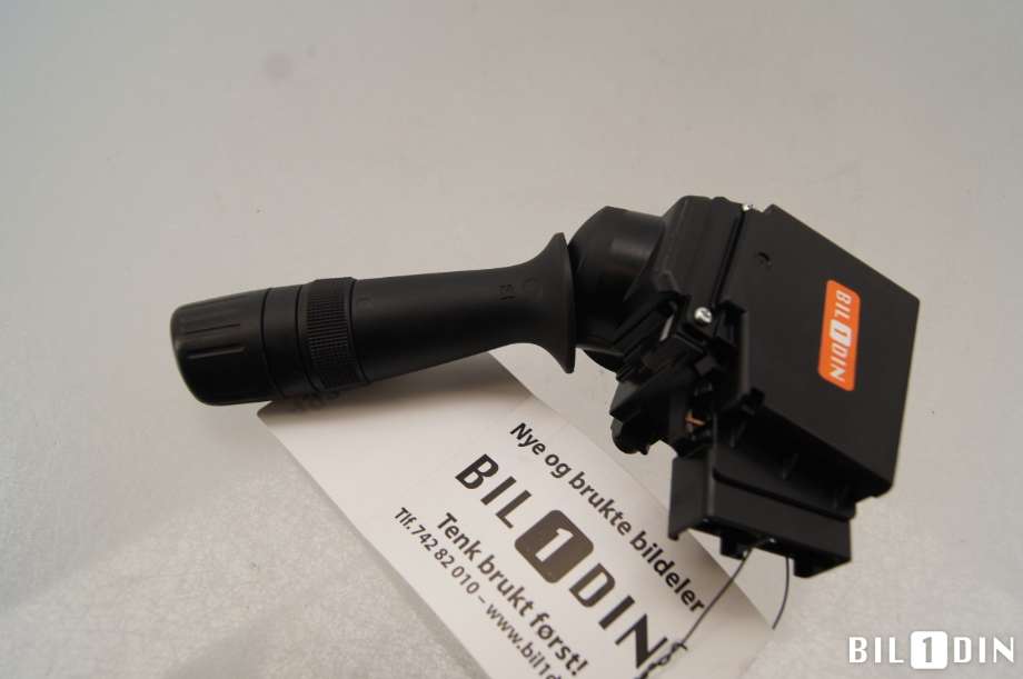 Bryter visker til Toyota Auris 2013-2015 (Type II, Fase 1)  (TOYOTA|8465202670|)