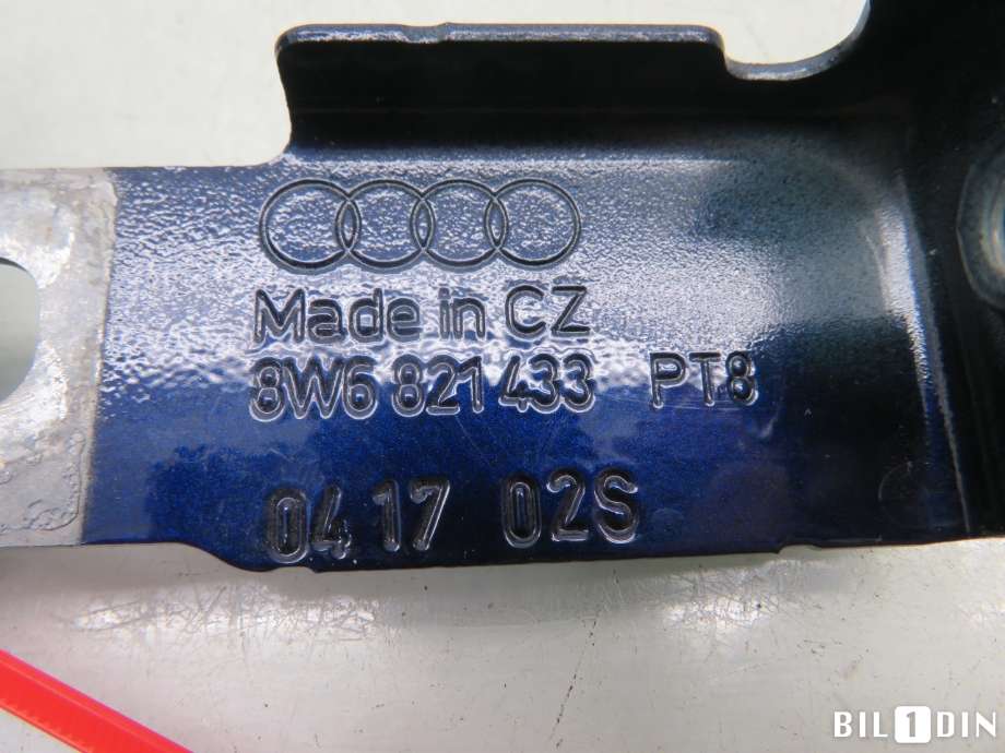 Diverse deler til Audi A5 2016-->> (Type II)  (AUDI|8W6821433|)