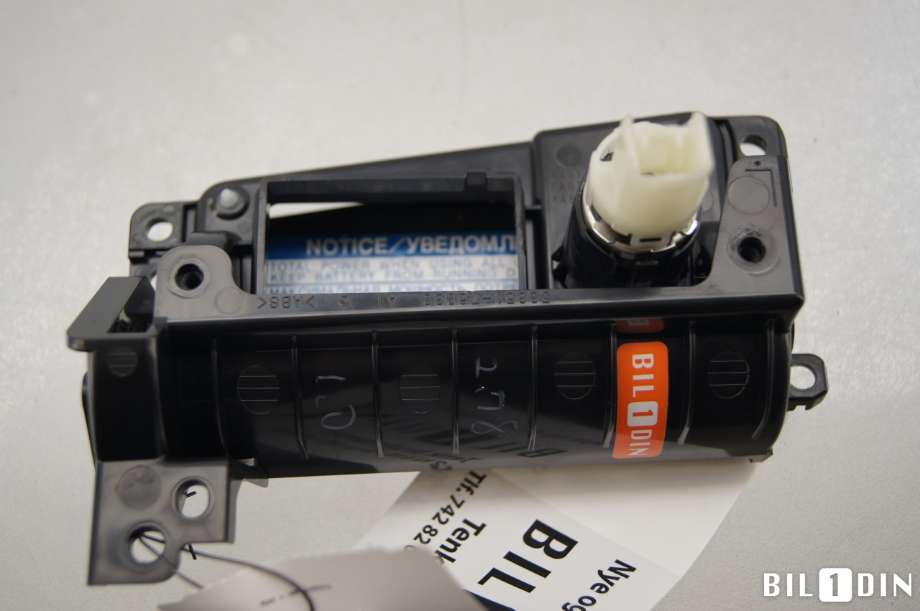 Innredning, Konsoll til Lexus CT 2010-2020 (LEXUS|5880276030|)