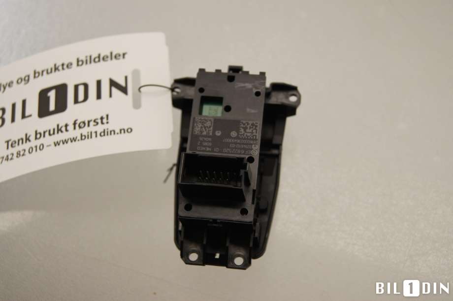 Bryter elektrisk håndbrekk/parkbrems til BMW X6 2014-2019 (F16) (F16) (BMW|61319877891|)
