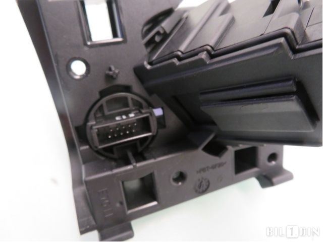 Diverse deler til BMW X6 2008-2014 (E71/E72) (E71/E72) (BMW|61316966714|10862510|70P103706)