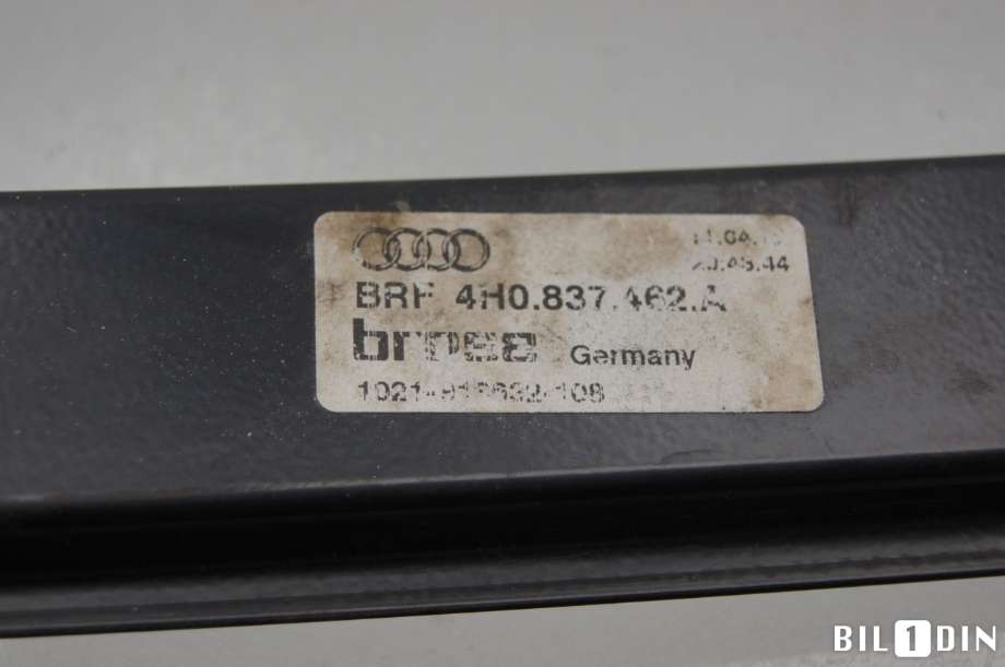 Ruteheis til Audi A8 2010-2013 (Type III, Fase 1) (AUDI|4H0837462A||4H0837462B)