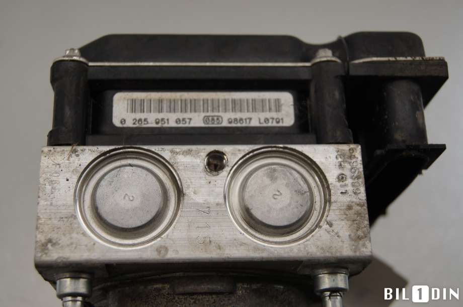 ABS sentral til Toyota Auris 2007-2010 (Type I, Fase 1)  (TOYOTA|4405002410|)