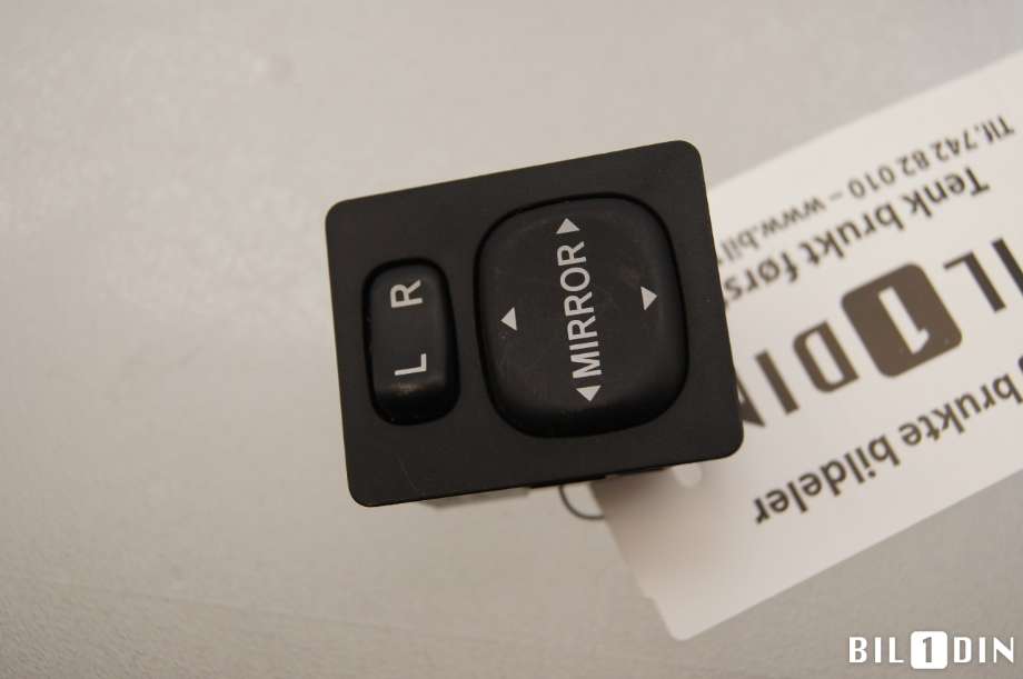 Bryter speil til Toyota RAV4 2013-2015 (Type IV, Fase 1)  (TOYOTA|8487074010|)