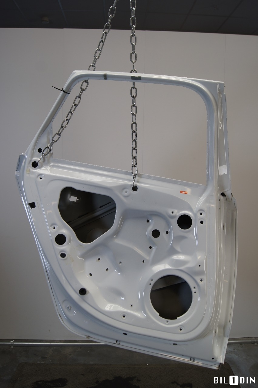 Dør venstre bak til Audi A6, Allroad 2012-2014 (Type III, Fase 1) (C7) (C7) (AUDI|4G9833051|)