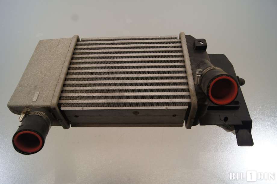 Intercooler til Toyota Urban Cruiser 2009-2014 (TOYOTA|179000N030|)