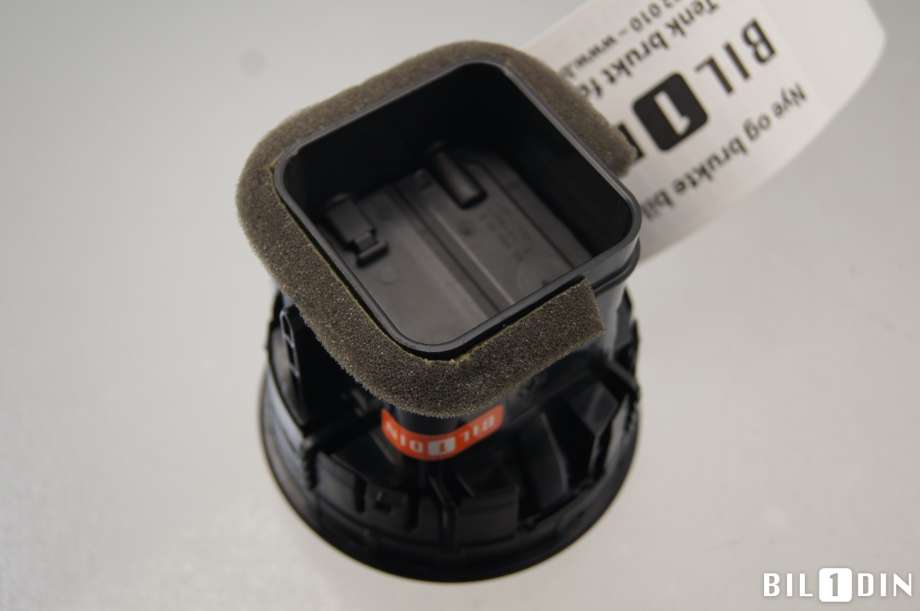 Dashbord friskluftdyse til Audi A3 2012-2016 (Type III, Fase 1) (AUDI|8V0820901|)