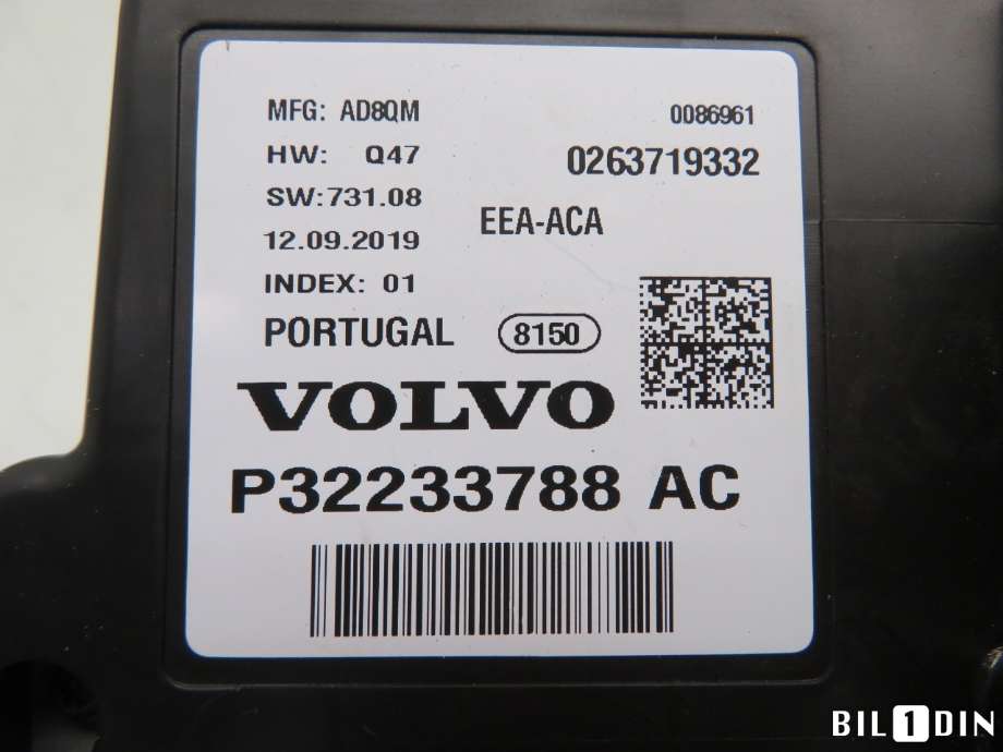 Instrumentpanel til Volvo V90 / V90 CC / S90 2016-->>  (VOLVO|36051312|)