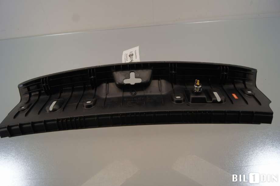 Diverse deler til BMW 5-Serie 2010-2017 (F10/F11) (F10/F11) (BMW|51477227535|)