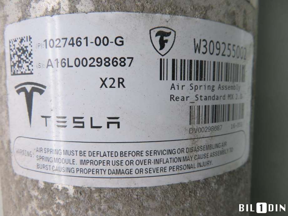 Fjær foran nivå luftpute/belg til Tesla Model X 2016-->>  (TESLA|102746100G|)