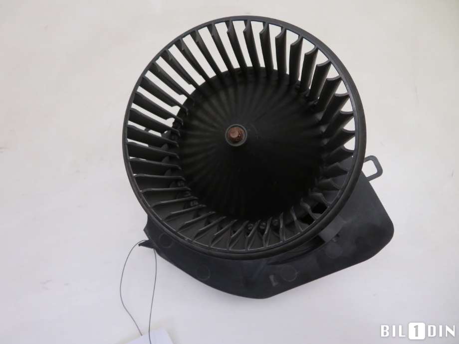 Varmeapparat motor til VW Transporter / Caravelle 2015-2019 (T6) (T6) (VOLKSWAGEN|7E1820021B|)