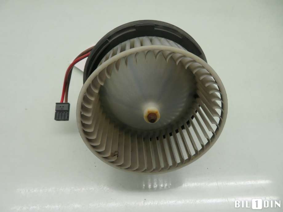 Varmeapparat motor til Mercedes C-Klasse 2011-2014 (Fase 2) (W204) (W204) (MERCEDES|A2128200708|)