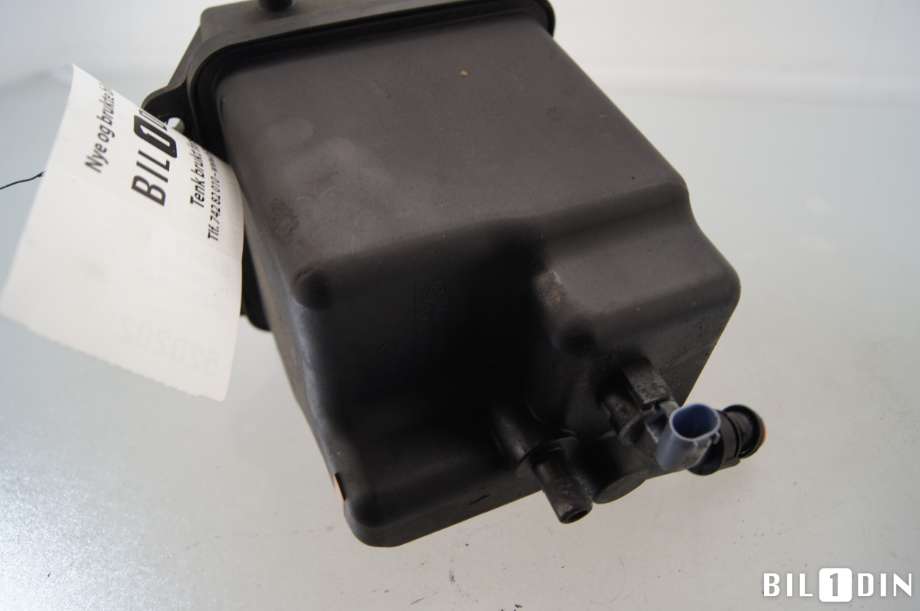Ekspansjonstank til Land Rover Range Rover 2002-2012 (Type III)  (LAND-ROVER|PCF000033|3H428A436AA|17137501959)