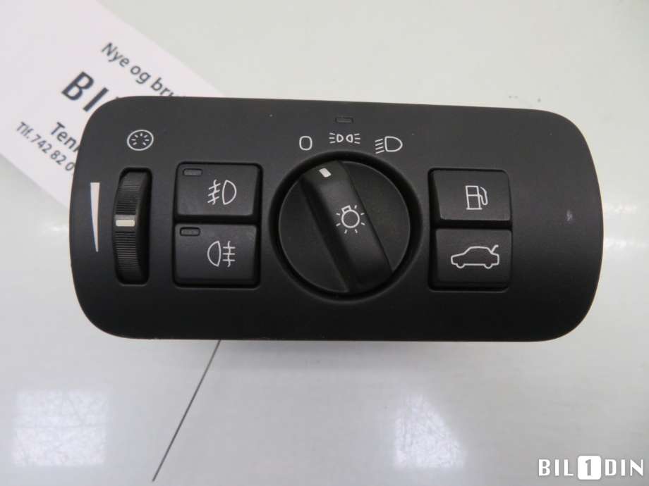 Bryter lys til Volvo XC70 2008-2013 (Type II, Fase 1) (VOLVO|31443850||30739414)