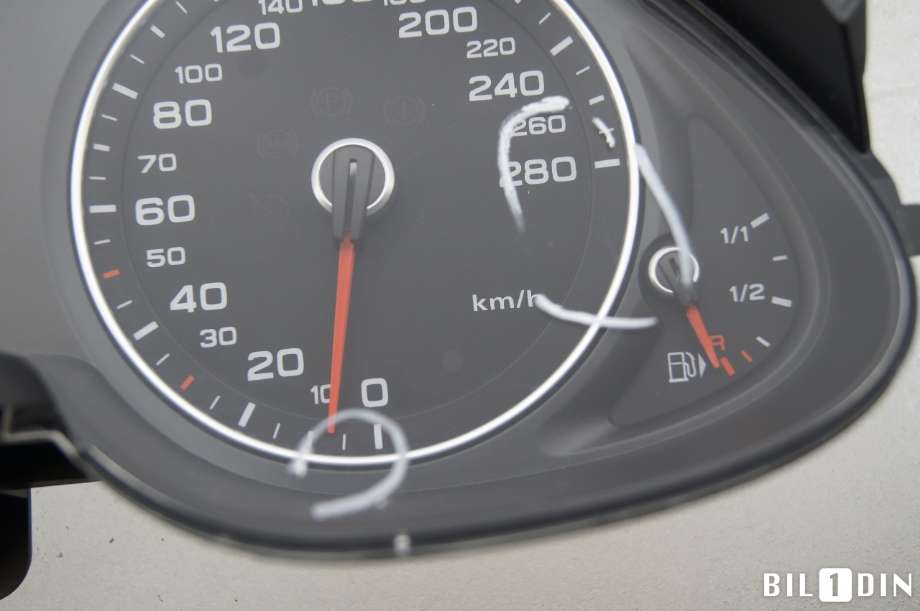 Instrumentpanel til Audi A4 2007-2014 (Type IV) (B8) (B8) (AUDI|8K0920931C|)