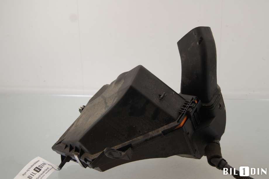 Luftfilterboks til BMW X1 2009-2015 (E84) (E84) (BMW|13718512599|)