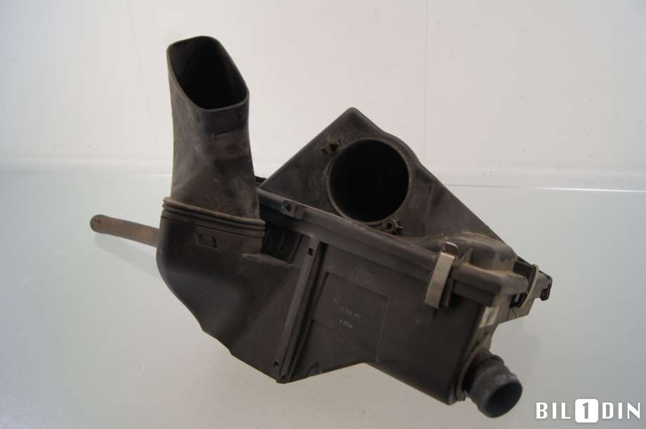 Luftfilterboks til BMW X1 2009-2015 (E84) (E84) (BMW|13718512599|)