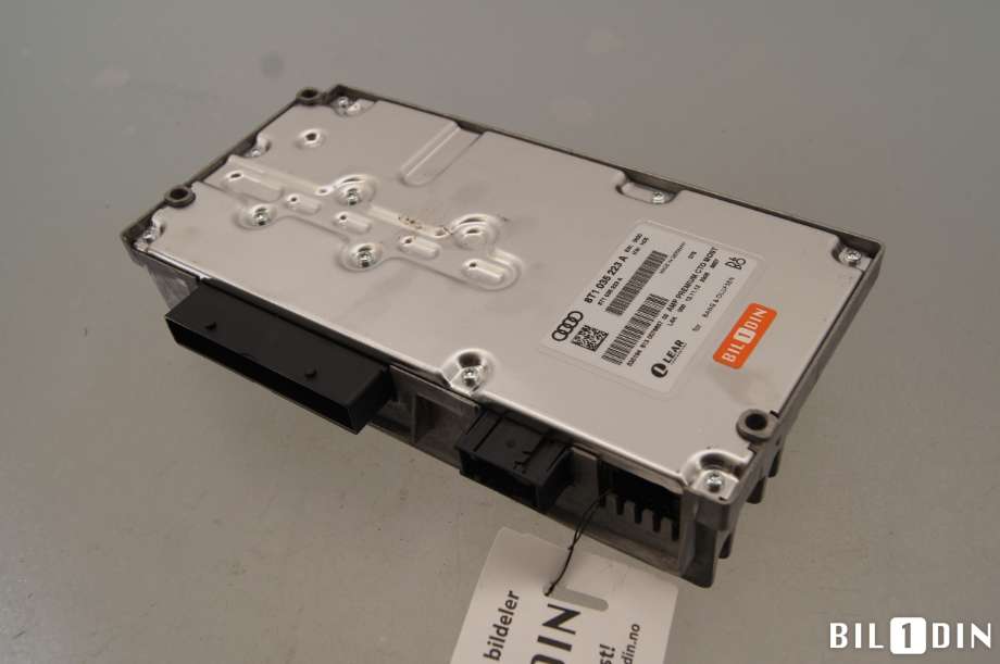 Bilstereo forsterker til Audi A4 2007-2014 (Type IV) (B8) (B8) (AUDI|8R1035223A|)