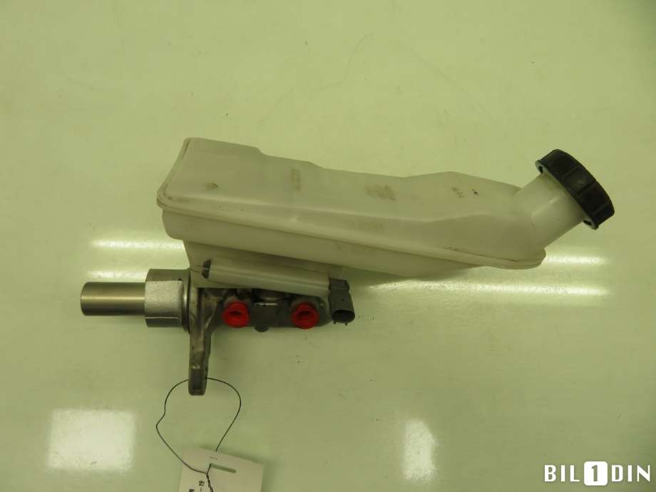 Bremsepumpe hoved til Mercedes CLA 2013-2019 (C117) (C117) (MERCEDES|A2464300301|)