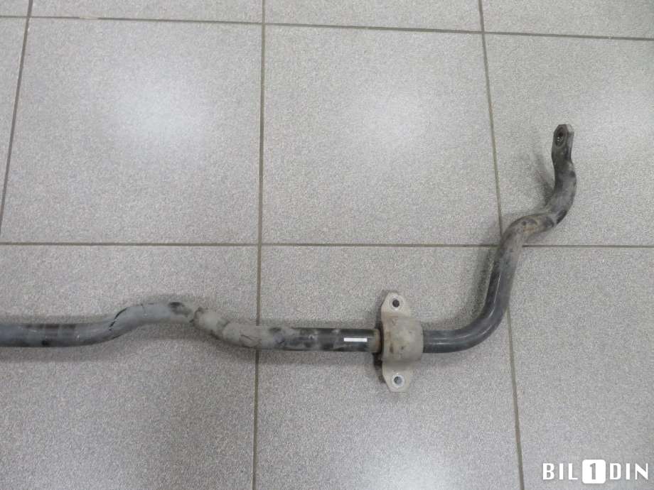 Stabilisatorstag foran til Mercedes CLA 2013-2019 (C117) (C117) (MERCEDES|A2463203411|)