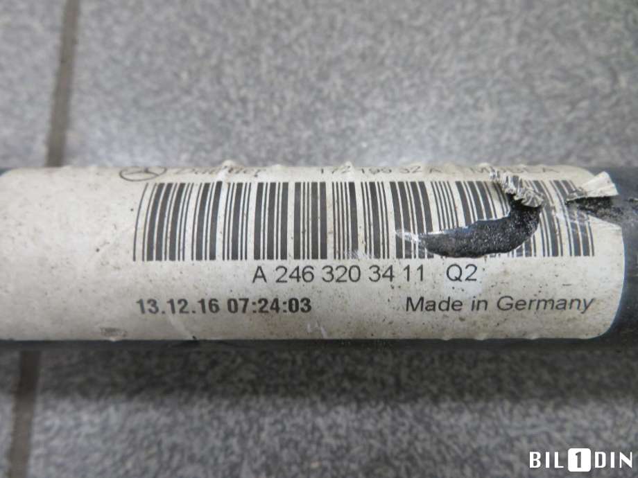 Stabilisatorstag foran til Mercedes CLA 2013-2019 (C117) (C117) (MERCEDES|A2463203411|)