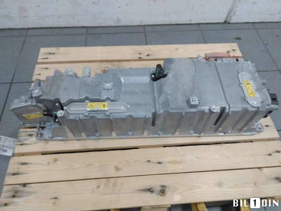 DCDC converter hybrid til BMW 2-Serie 2014-2021 (F22/F23) (F22/F23) (BMW|12369470891||61448487431)