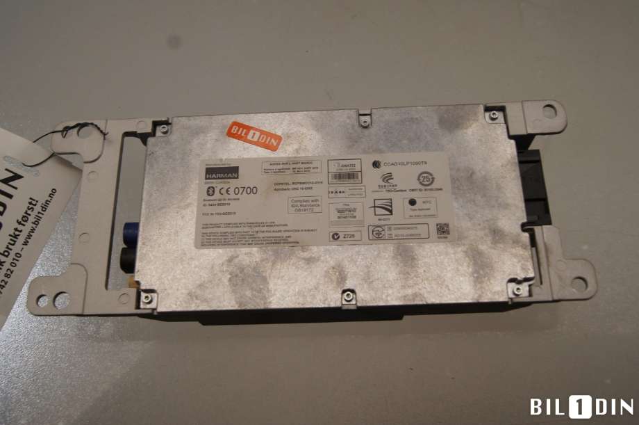 Styreenhet DAB til BMW X1 2009-2015 (E84) (E84) (BMW|84109257160|)