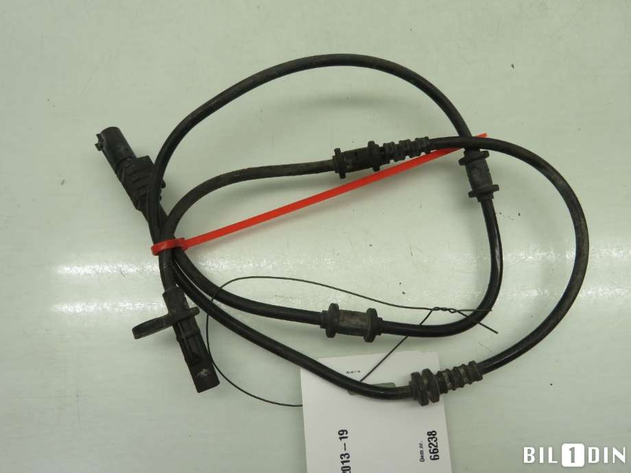 Sensor abs til Mercedes CLA 2013-2019 (C117) (C117) (MERCEDES|A2465402510|)