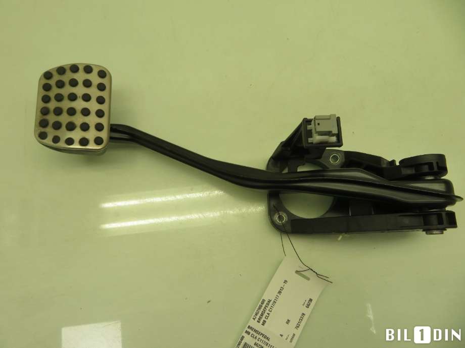 Pedal gass/brems/clutch til Mercedes CLA 2013-2019 (C117) (C117) (MERCEDES|A2462900400|)