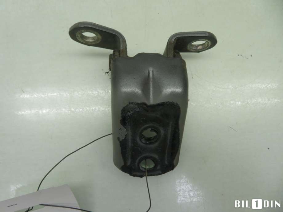 Hengsler til Nissan Qashqai 2014-2021 (Type II) (NISSAN|824204EA0A|)