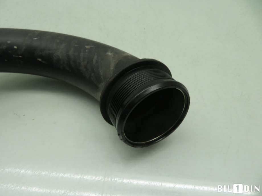 Turbo rør til VW Transporter / Caravelle 2009-2015 (Fase 2) (T5) (T5) (VOLKSWAGEN|7E0145762C|)