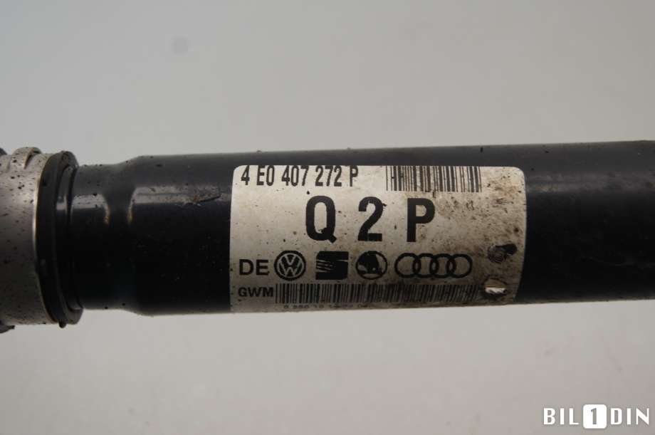 Drivaksel høyre foran til Audi A8 2003-2010 (Type II)  (AUDI|4E0407272P|)