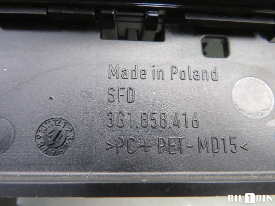Dashbord friskluftdyse til VW Passat 2015-2019 (Fase 1) (B8) (B8) (VOLKSWAGEN|3G1858416F|)